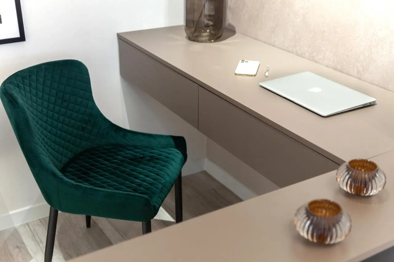 Avangard Franko* Art Apartment Львов