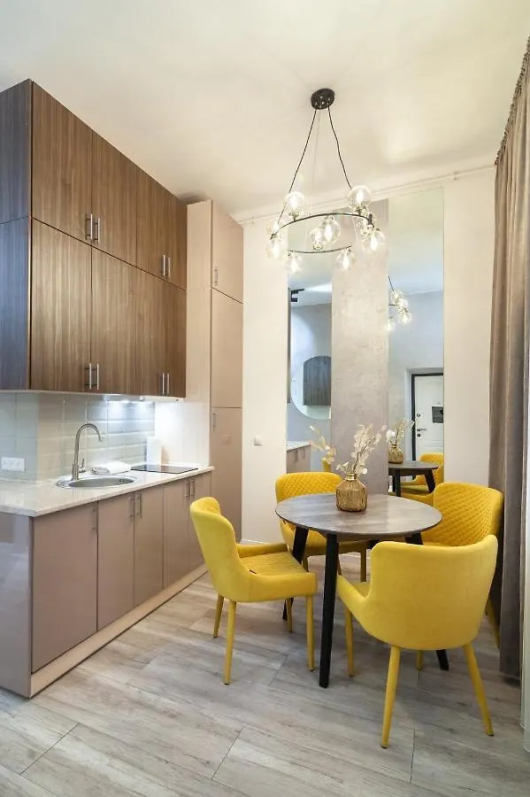 Avangard Franko* Art Apartment Львов 0*,  Украина