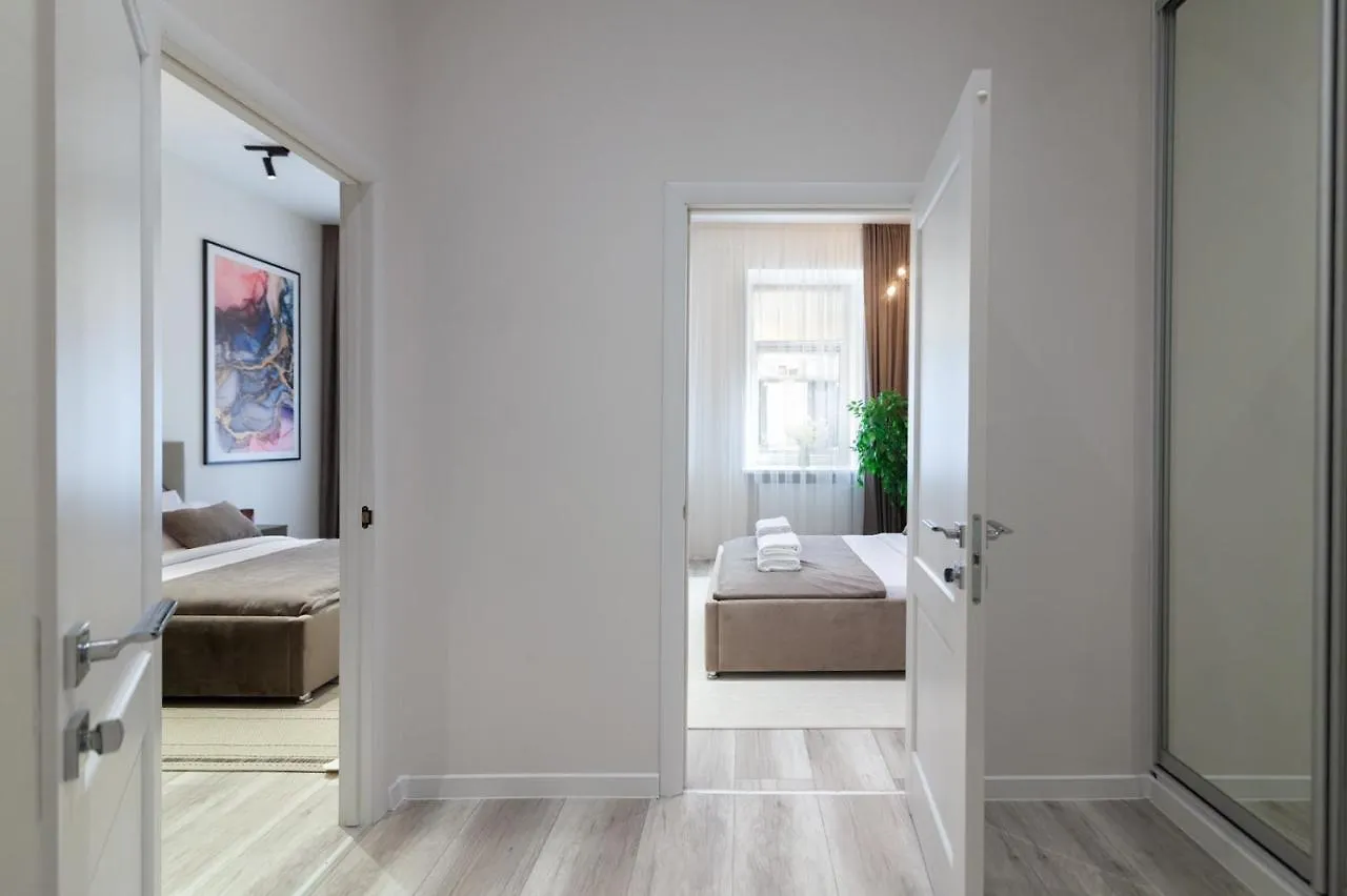 Avangard Franko* Art Apartment Lviv